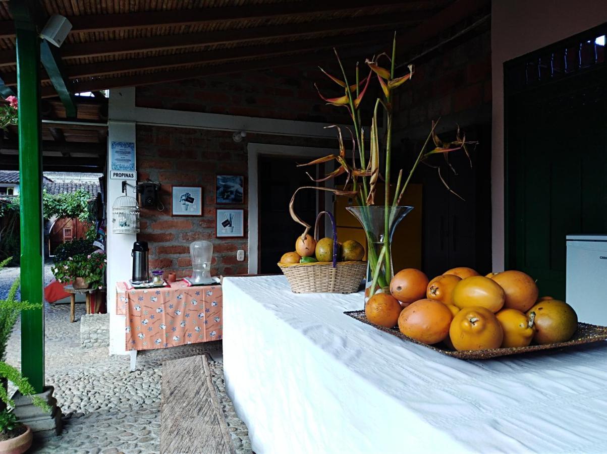 Hotel Kantarrana Urbana Jardín Kültér fotó