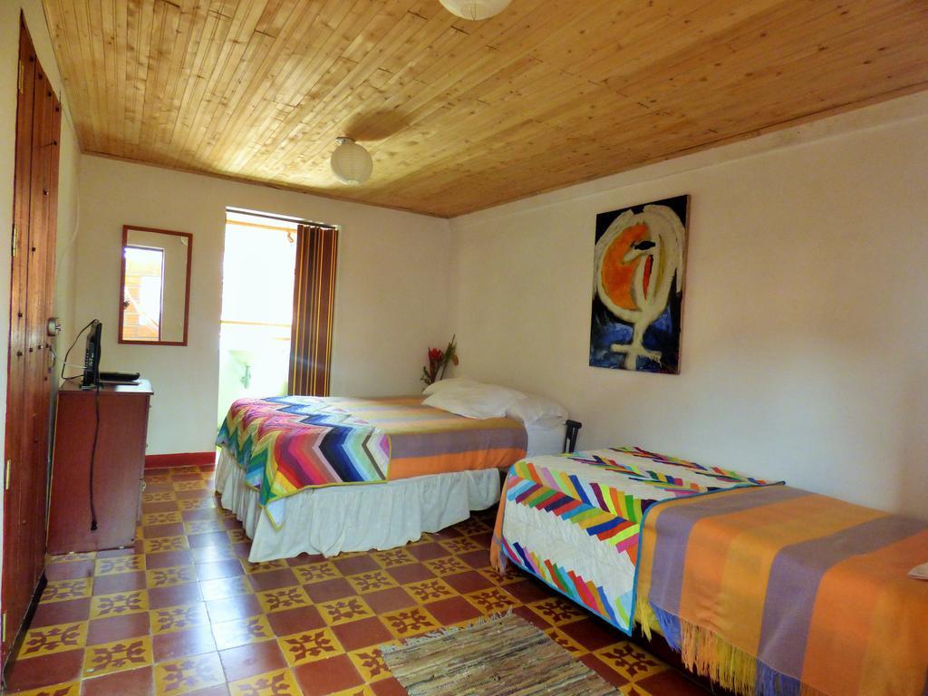 Hotel Kantarrana Urbana Jardín Szoba fotó