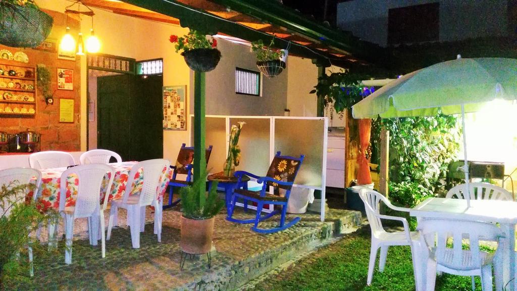 Hotel Kantarrana Urbana Jardín Kültér fotó