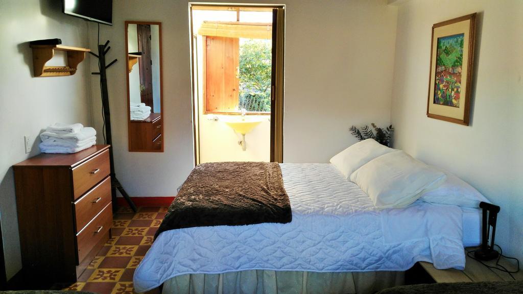 Hotel Kantarrana Urbana Jardín Kültér fotó